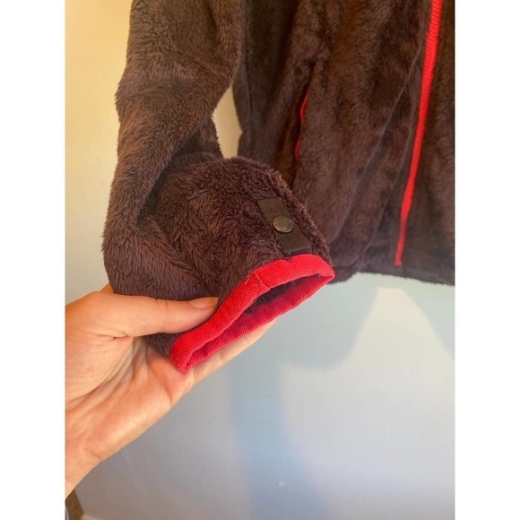 North Face Burgundy Fuzzy Jacket - Picture 4 of 4